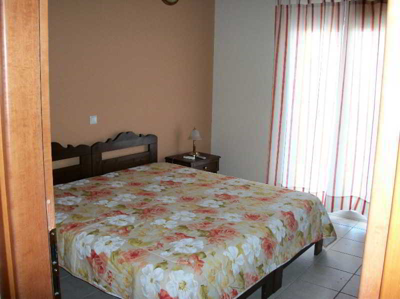 פורוס Dioni Studios & Apartments מראה חיצוני תמונה
